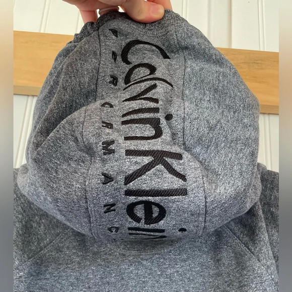 Calvin Klein Performance Crop Hoodie - Picture 2 of 6